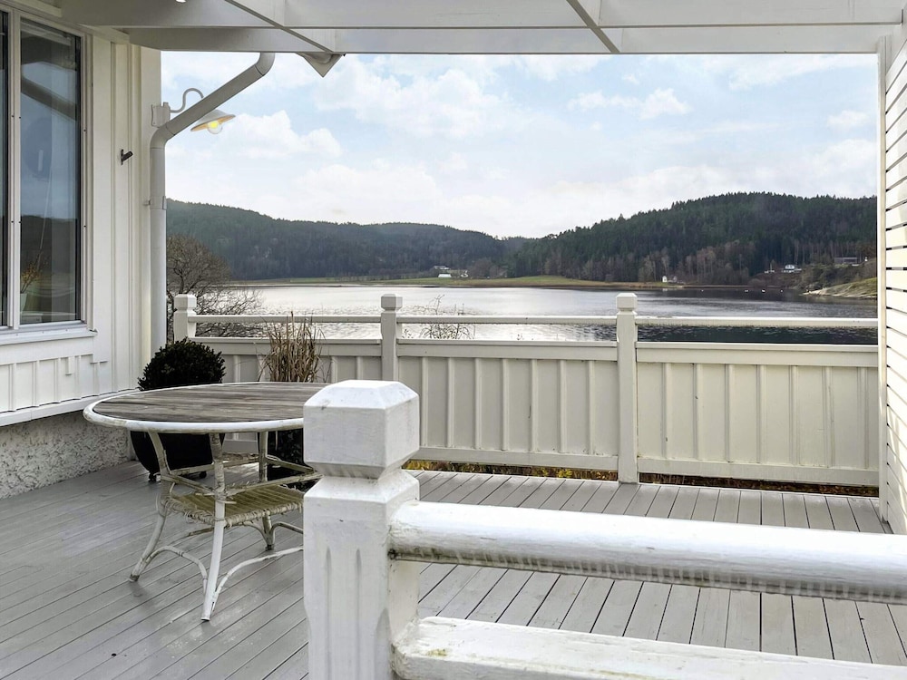5 Star Holiday Home in Uddevalla