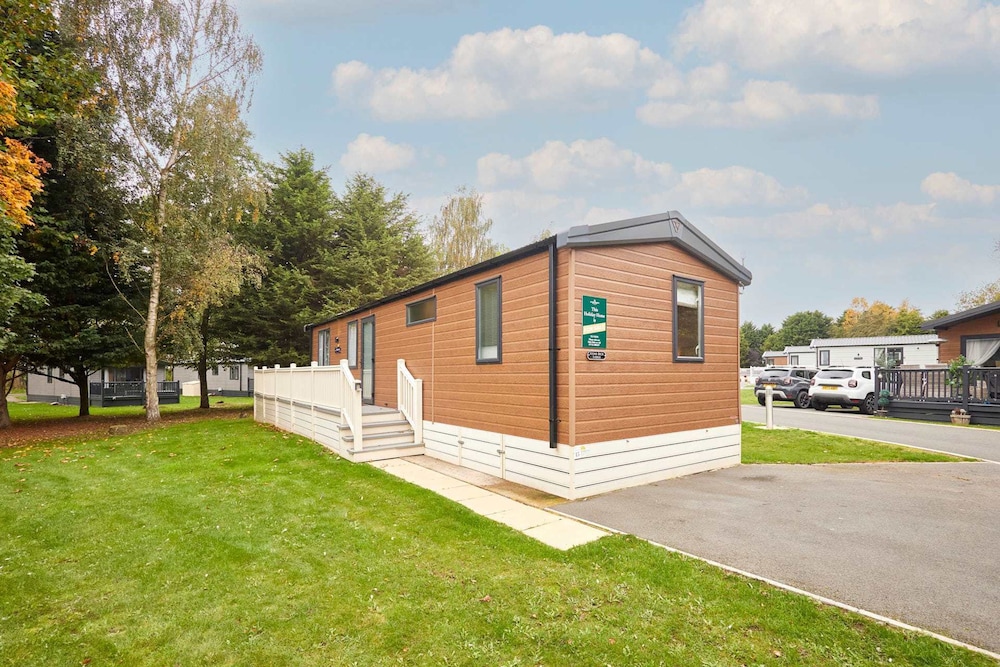 Host Stay Stone Beck Lodge