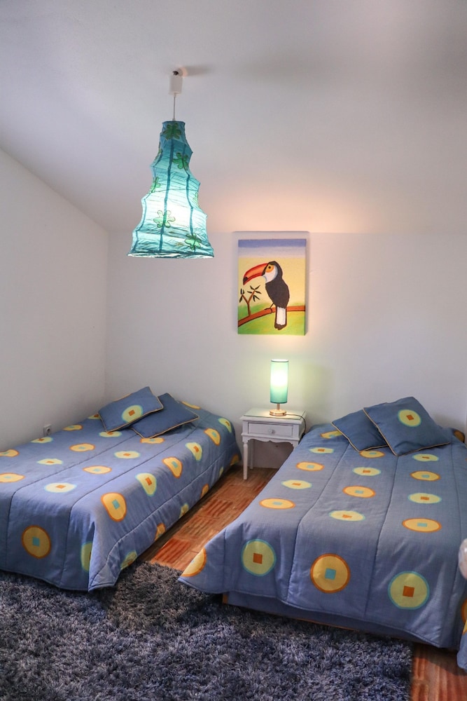 Idyllic Farm House With Huge Garden for 14pax