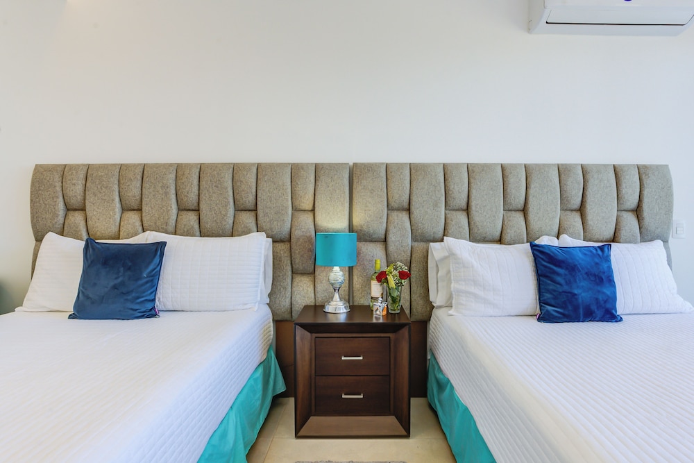Aria Ocean Condominios