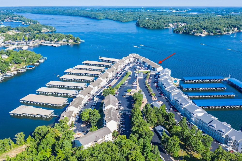 Lake-view Condo w/ Community Pools in Osage Beach! view 4