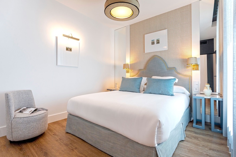 Luxury Apartment Torre del Oro View II