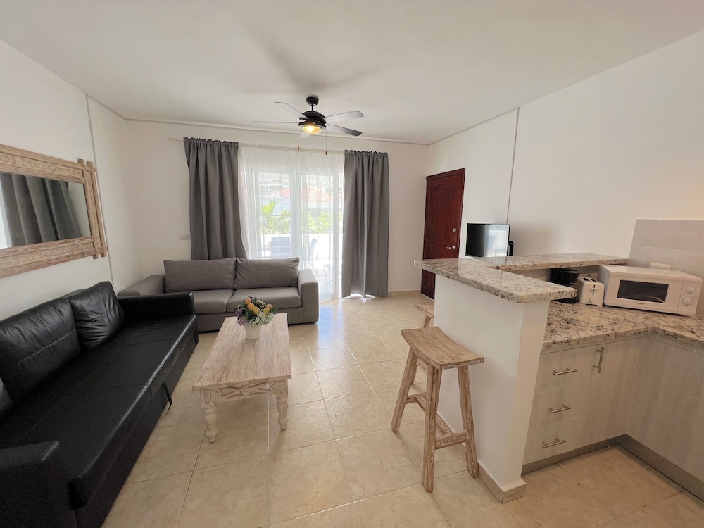 TROPICAL VILLAS playa LOS CORALES