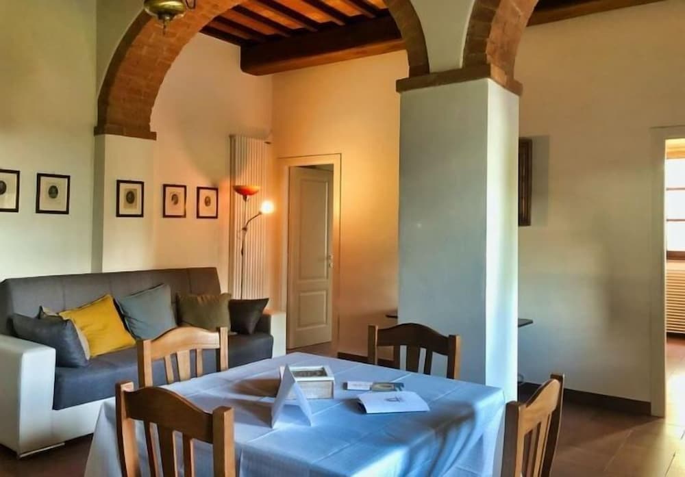 Tenuta dei Mandorli Pool Wifi Peccioli