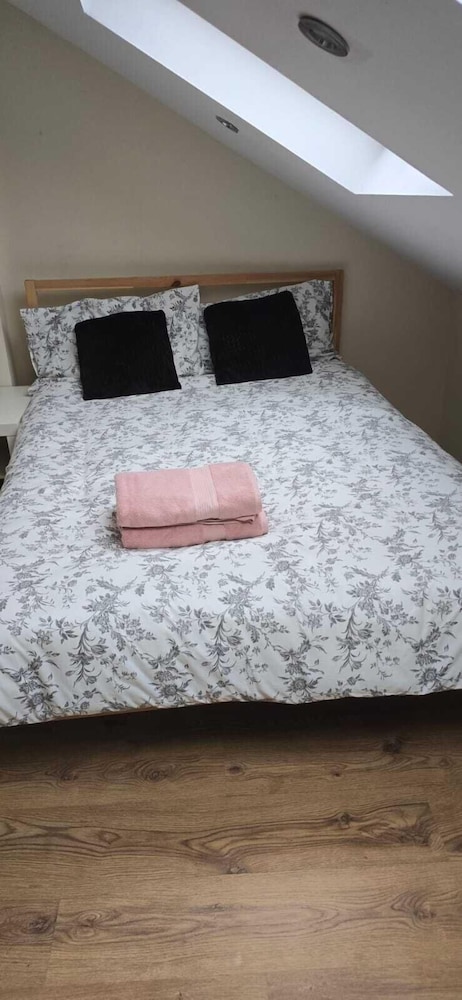 Private room near Hither Green Station