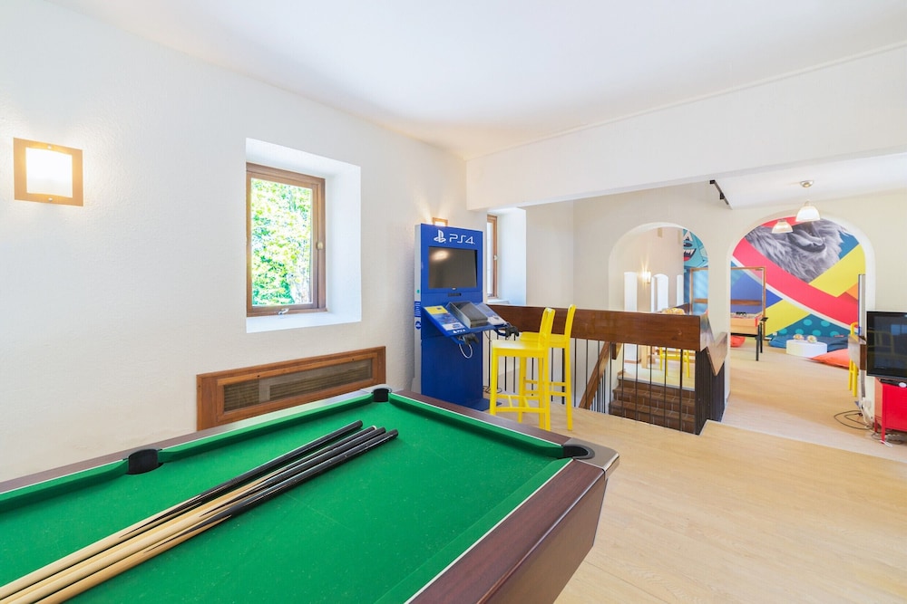 activities & amenities