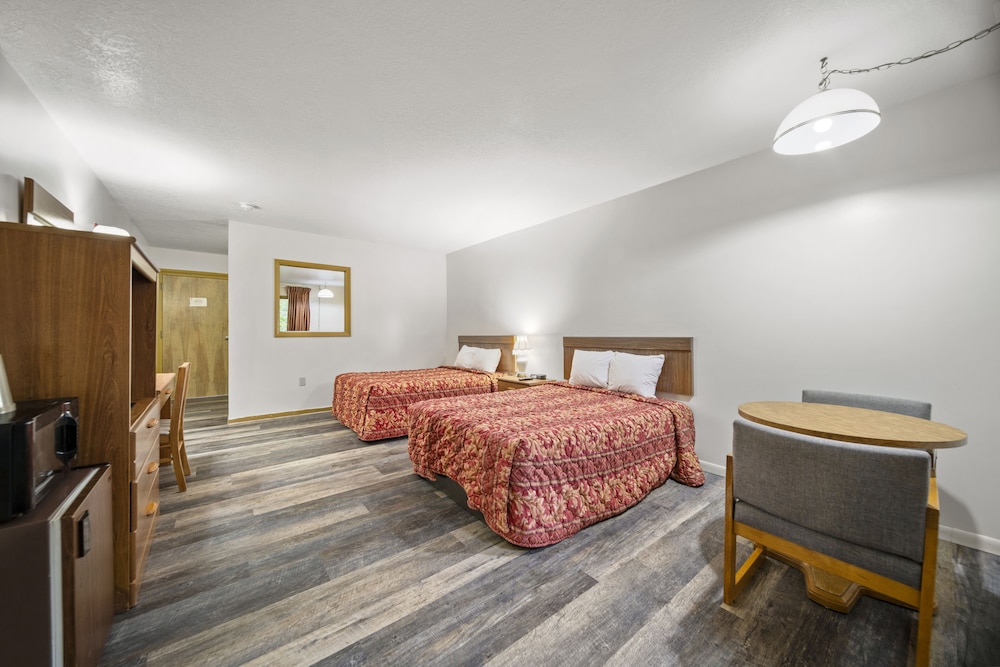 Executive Inn Cass City