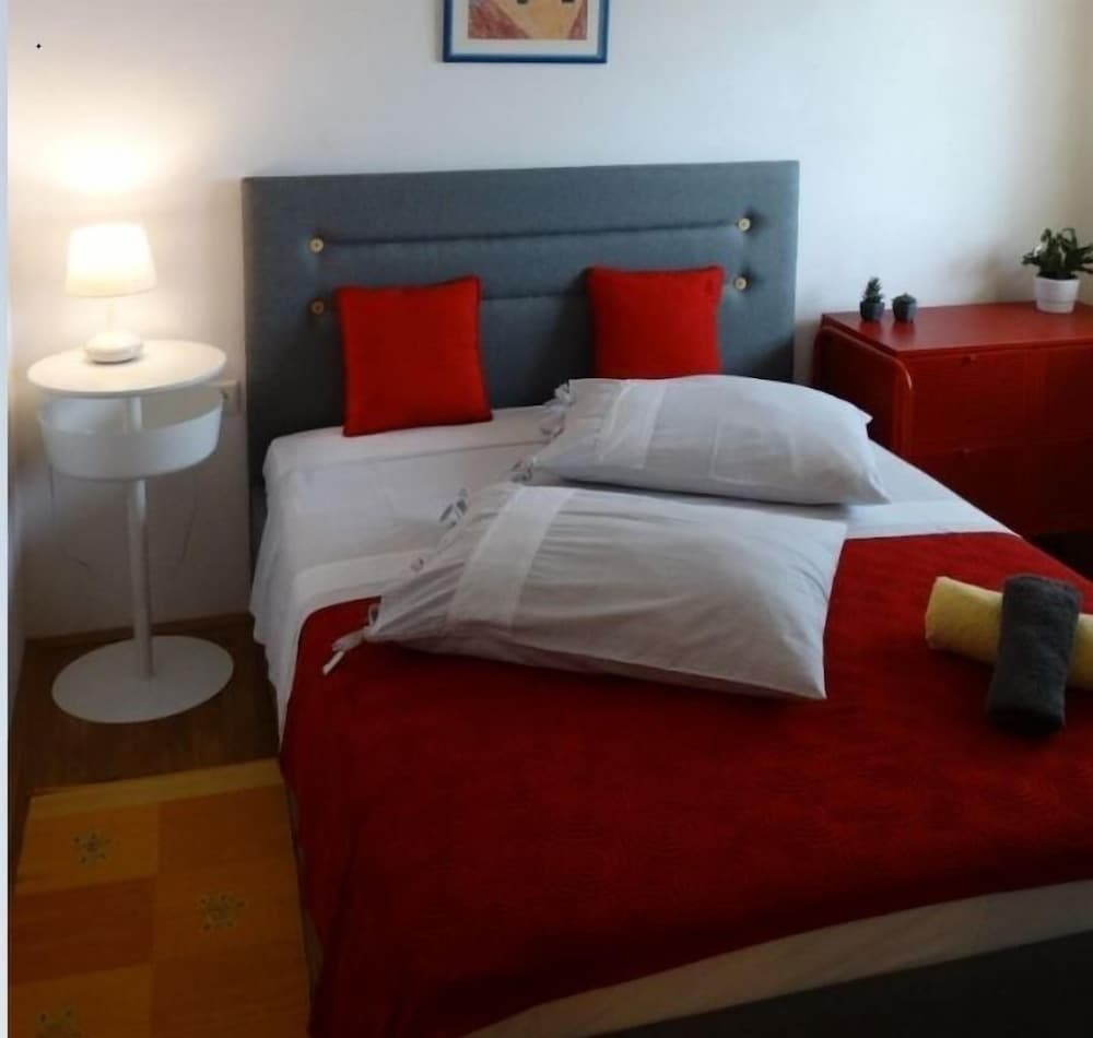 Mari - sea View Apartments - A2 Iva view 5
