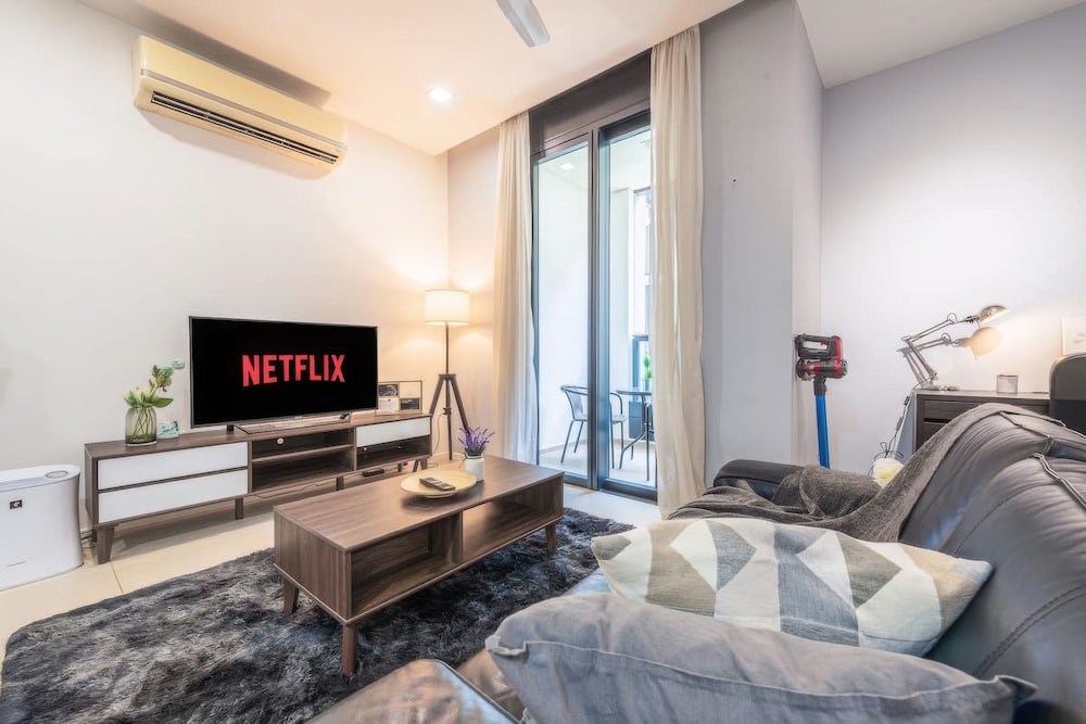 The OOAK Suites and Residence Staycation KL