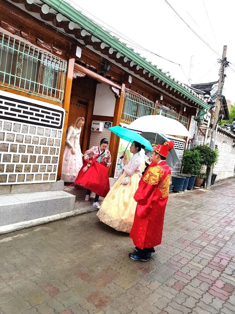 Leedo Hanok