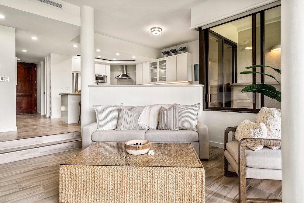 Beautifully Remodeled - Concierge Included - Spectacular View - Vrkcv