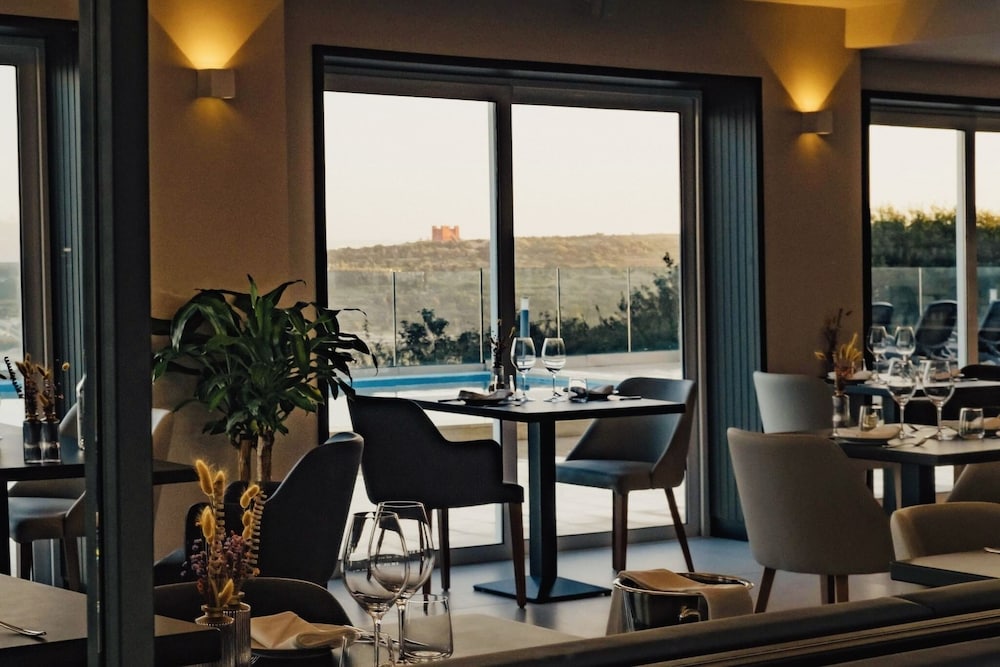 Mellieha Vacations - Hotel VIU57 - Property Image 8