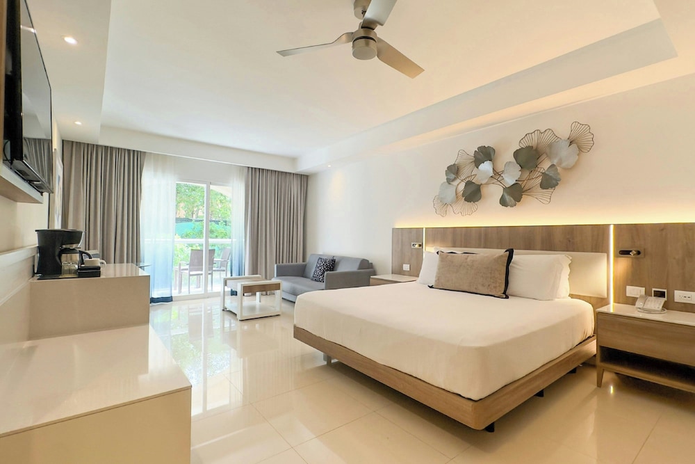 Royalton Hideaway Punta Cana, An Autograph Collection All-Inclusive Resort & Casino – Adults Only