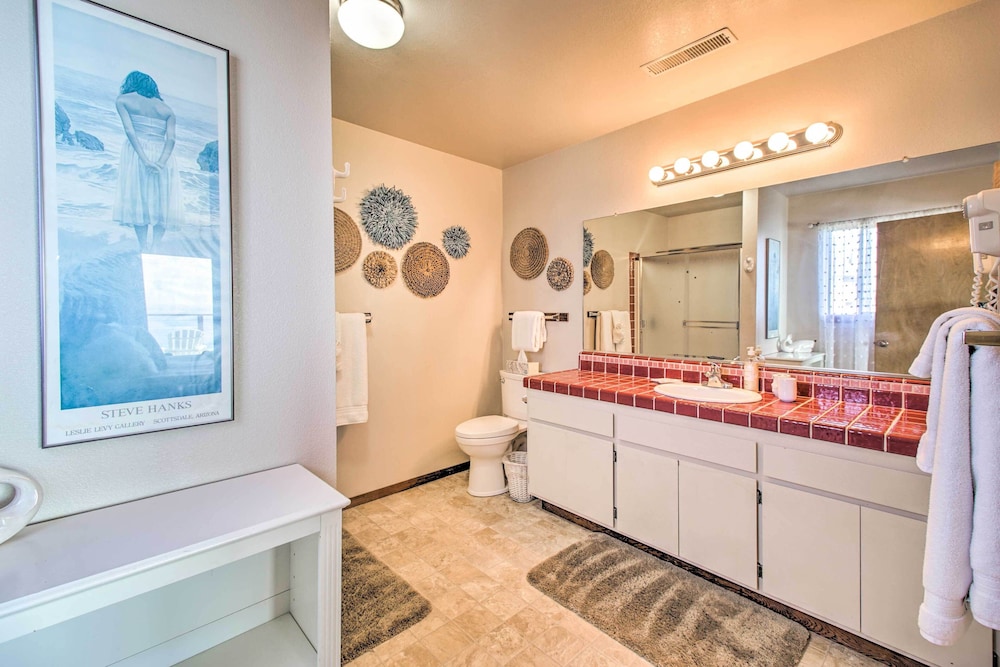 Spectacular Ocean View Retreat w/ Private Beach view 5