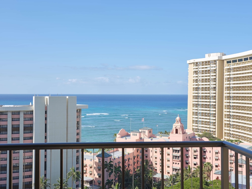 OUTRIGGER Waikiki Beachcomber Hotel 63