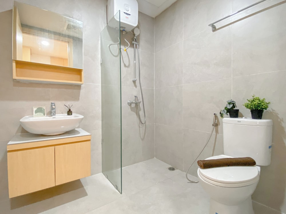 Wooden Accent Studio Apartment At Pollux Chadstone