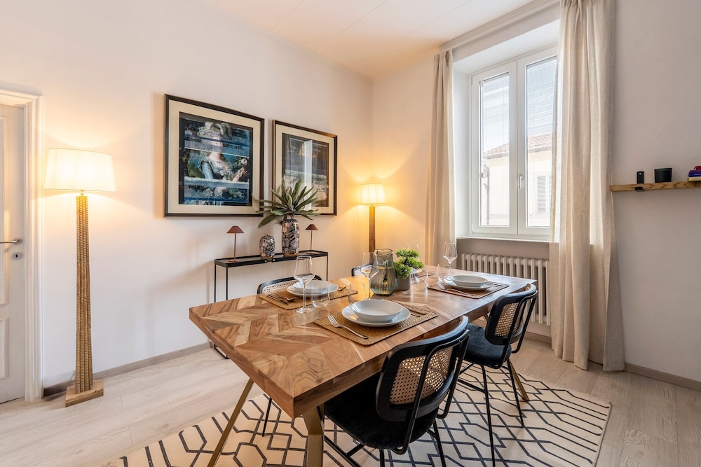 Elegant 2BR Apartment in Siena. Porta Camollia