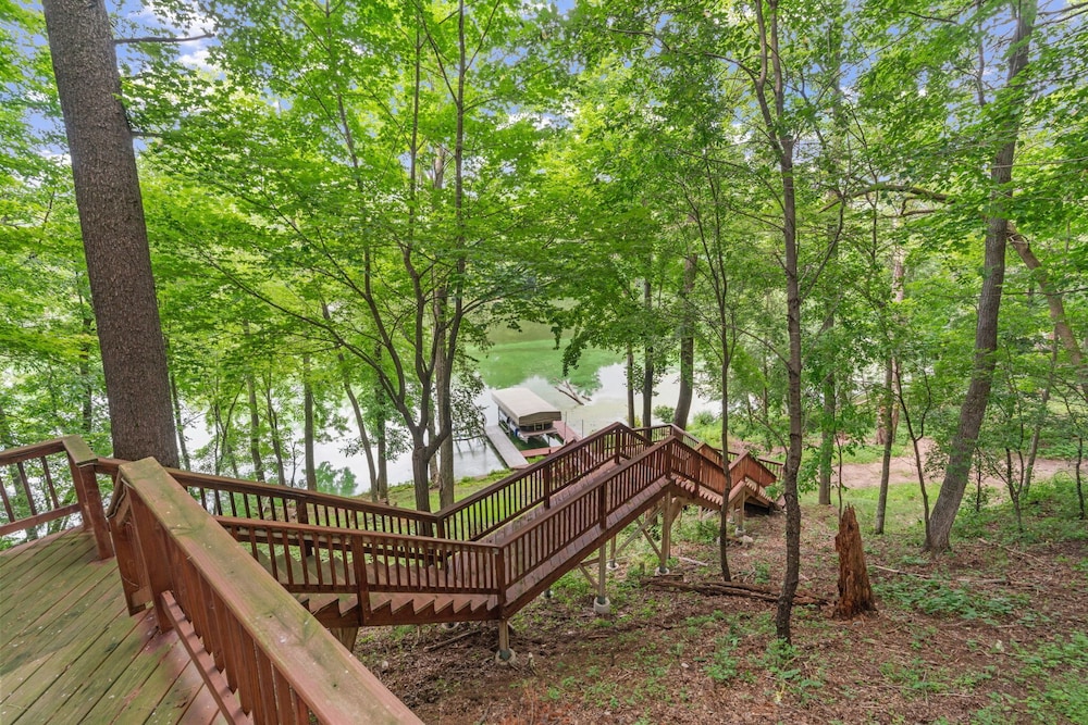 Eagle Ridge