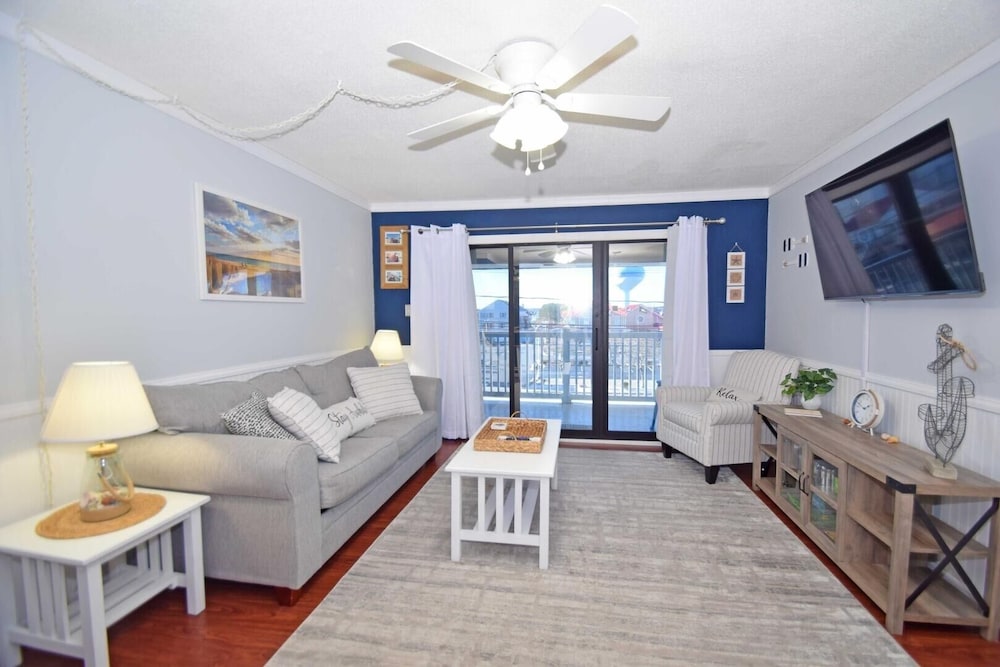 Sea Mark 308 1 Bedroom Condo by RedAwning view 2
