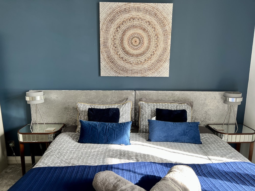 Luxury on the beach view 5