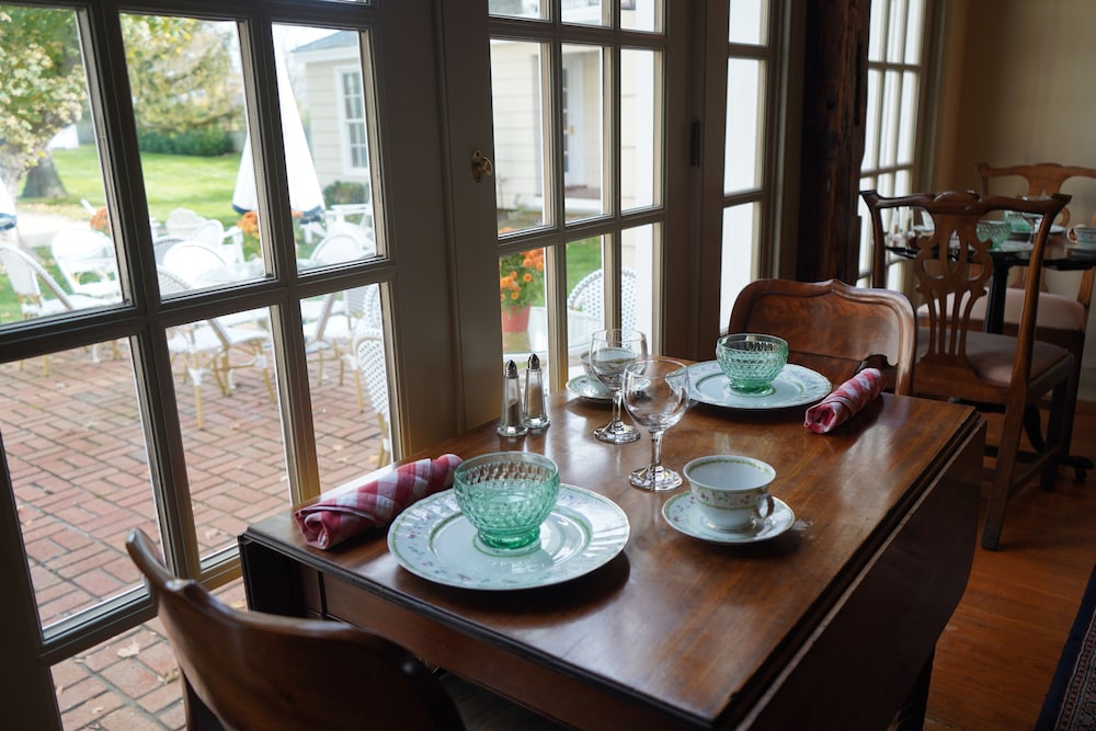 The 1708 House