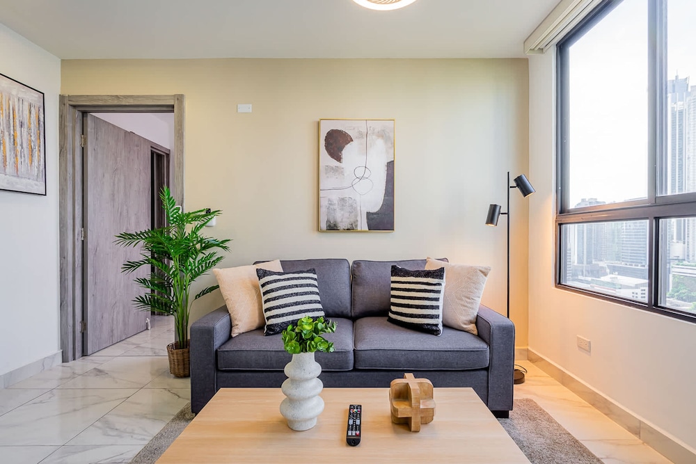 w Elegant 1BR w Bay View in Calle 50