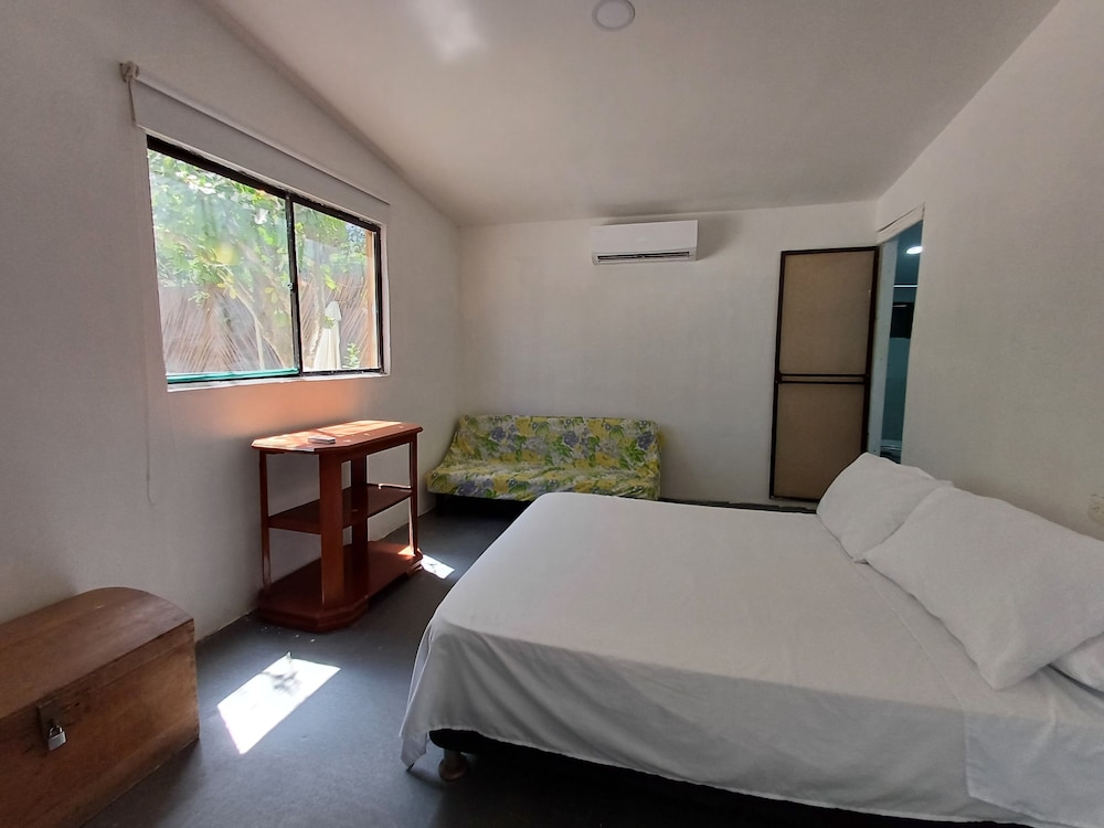 PUNTA ARENA BEACH HOSTEL
