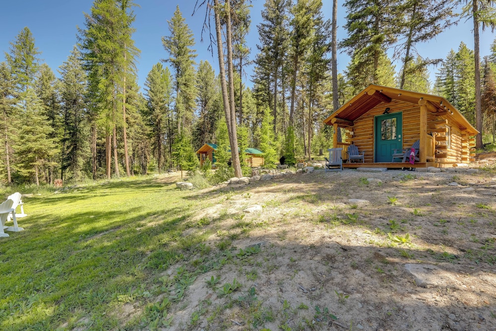 Mcgregor Lake Access: Cabin in Wooded Wilderness