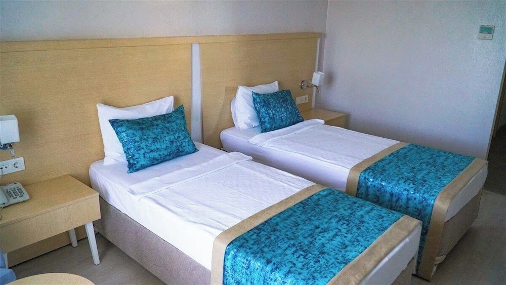 Pirates Park Resort -All Inclusive