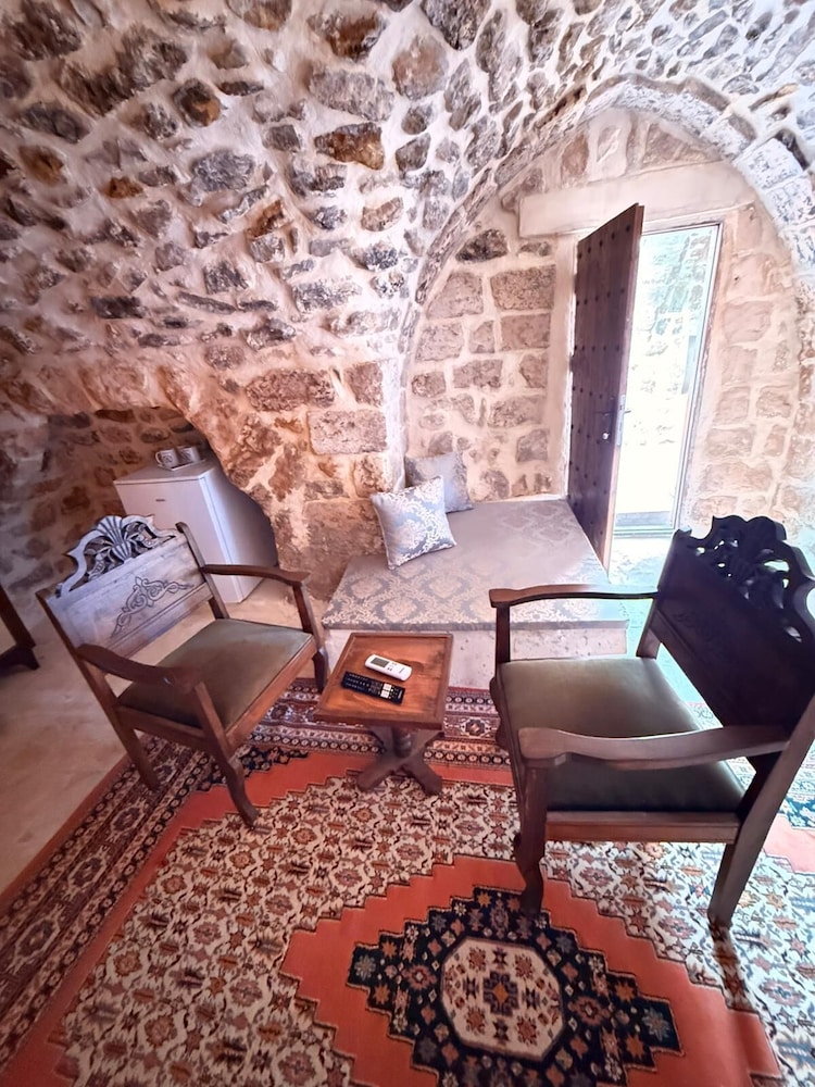 MİRİSSO KONAK HOTEL MARDİN ARTUKLU
