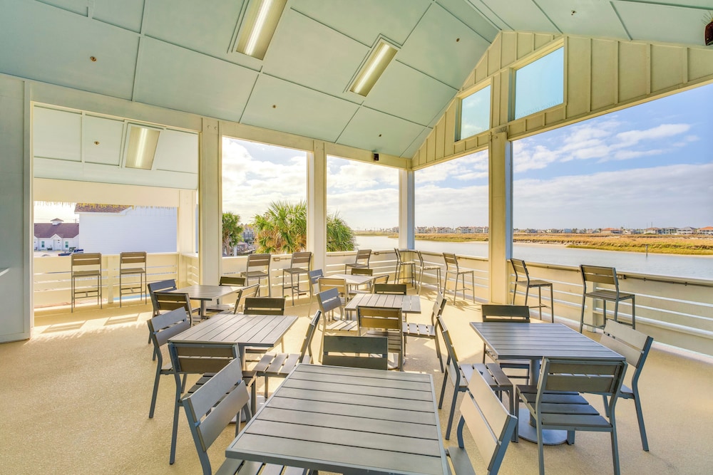 Walk to Whitecap Beach: Corpus Christi Retreat