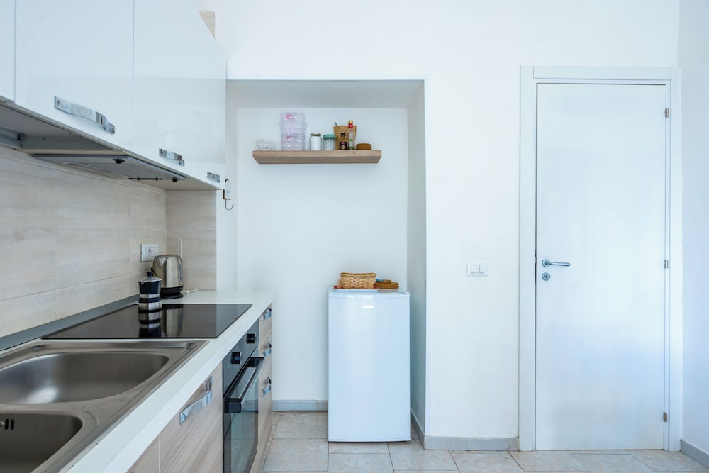 Urban Base Garibaldi by Napoliapartments