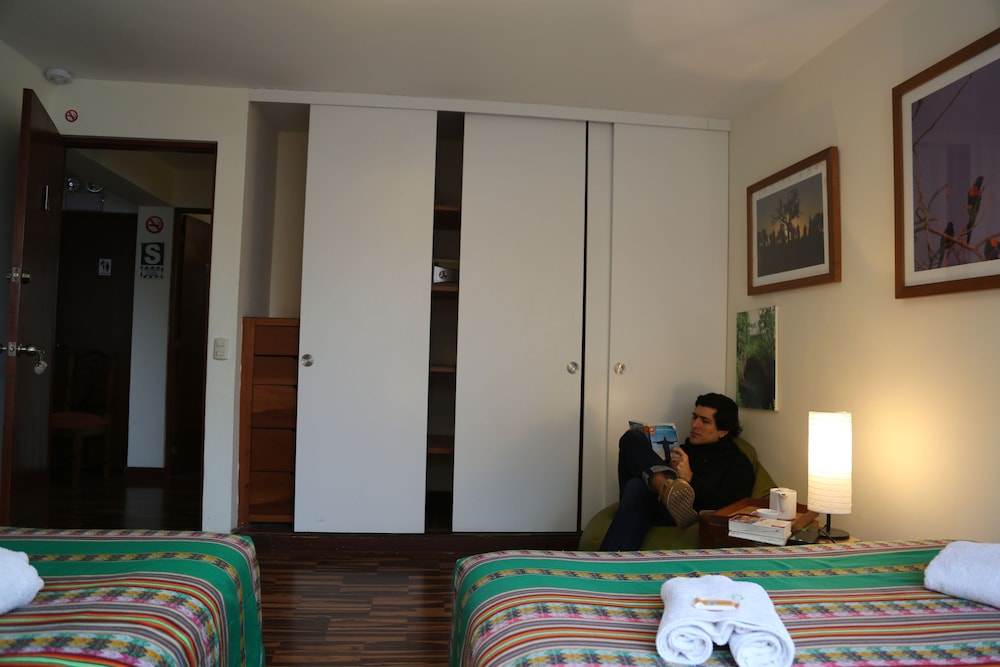 FroGuestHouse