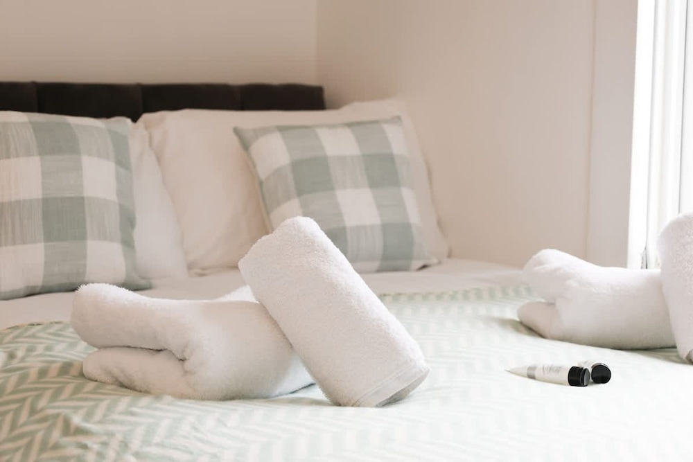 Charming 2 Bed-ensuites Fast Wi-fi
