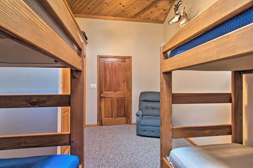 Idyllic Mt Sterling Retreat w/ Private Lake! view 4