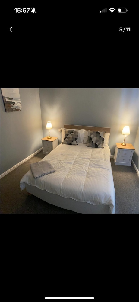 Beautiful 2-bed Apartment in Leeds view 2