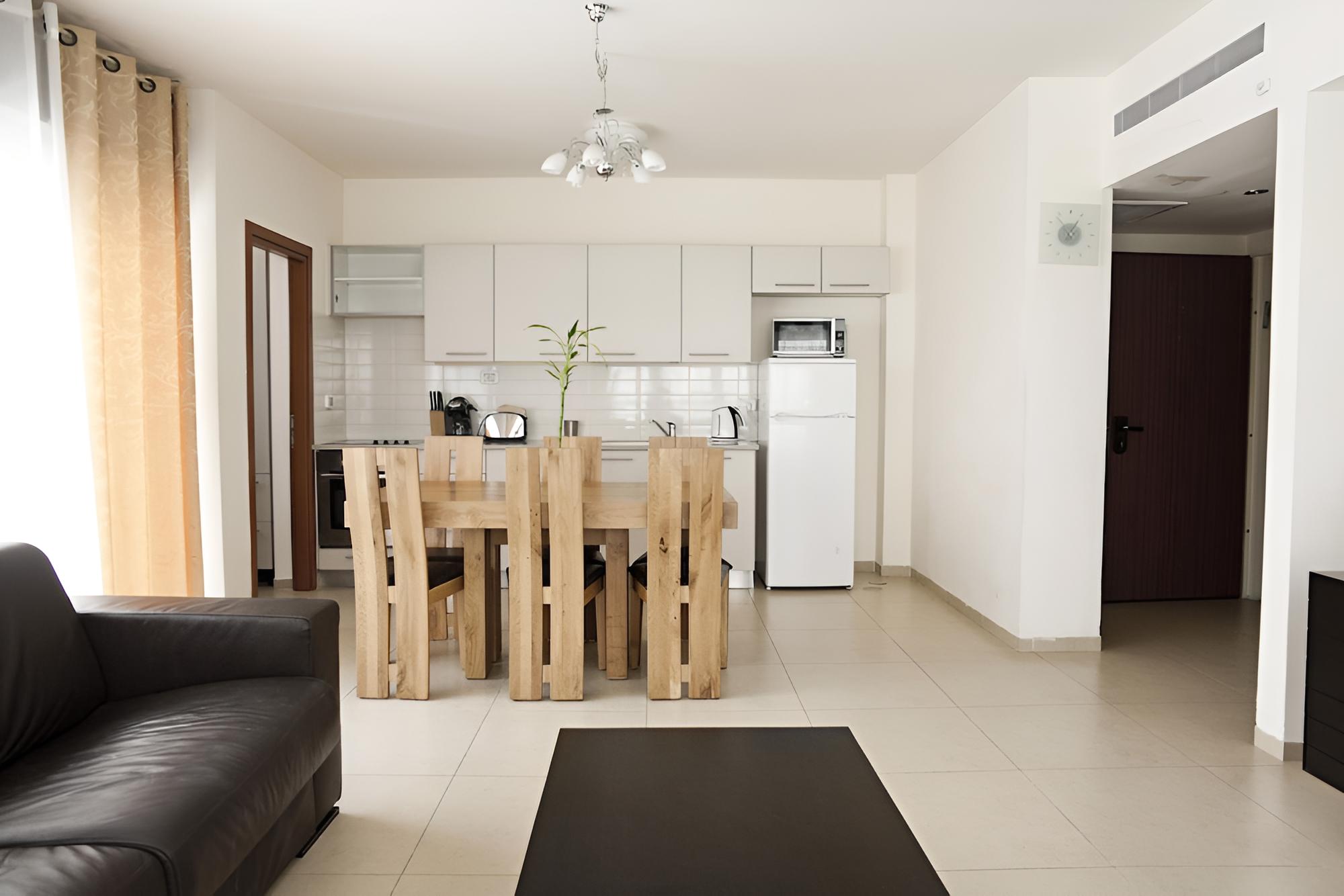 Sunshine Suites