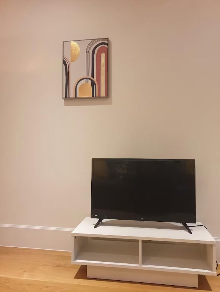 Apartmentsleeps3-balcony-near Canarywharf-gym