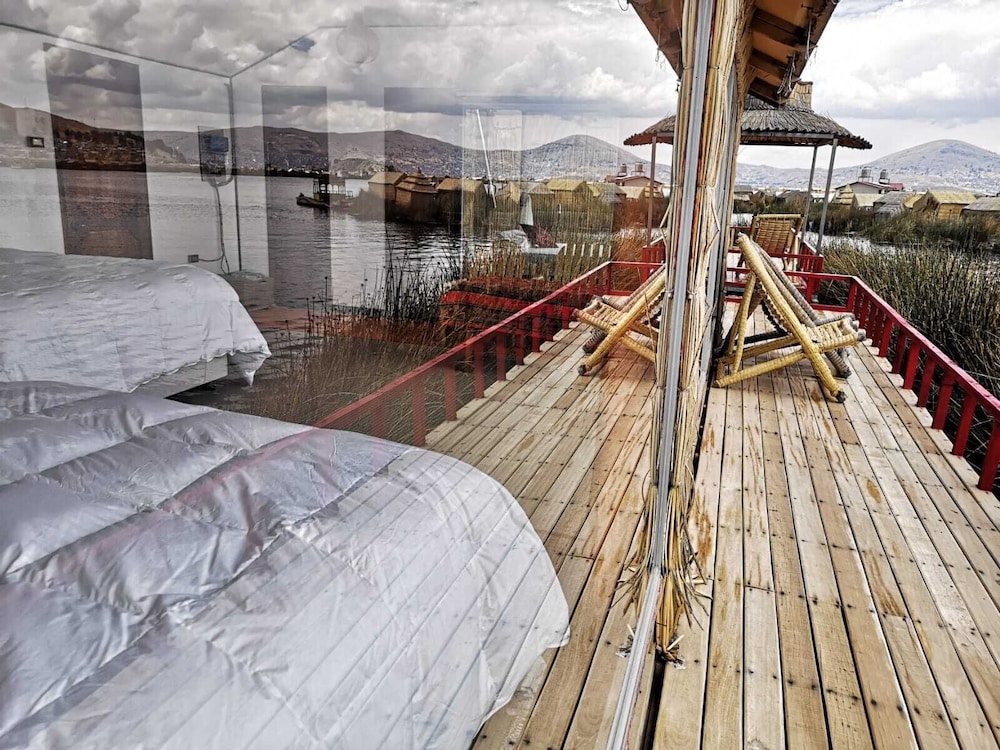 Uros Titicaca Uta Lodge view 5