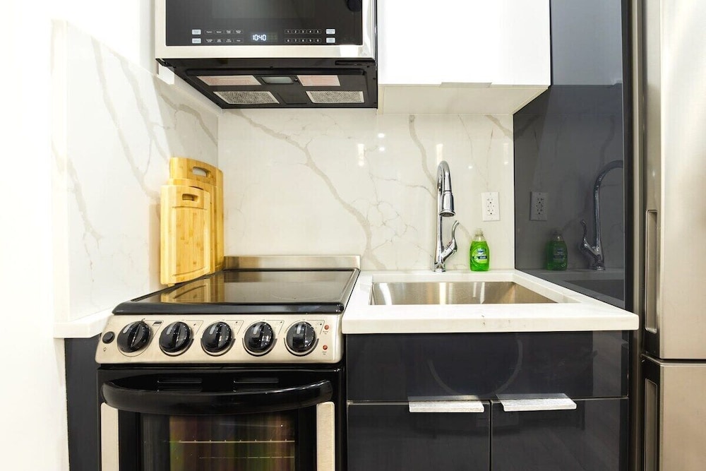 317 UES Apartments