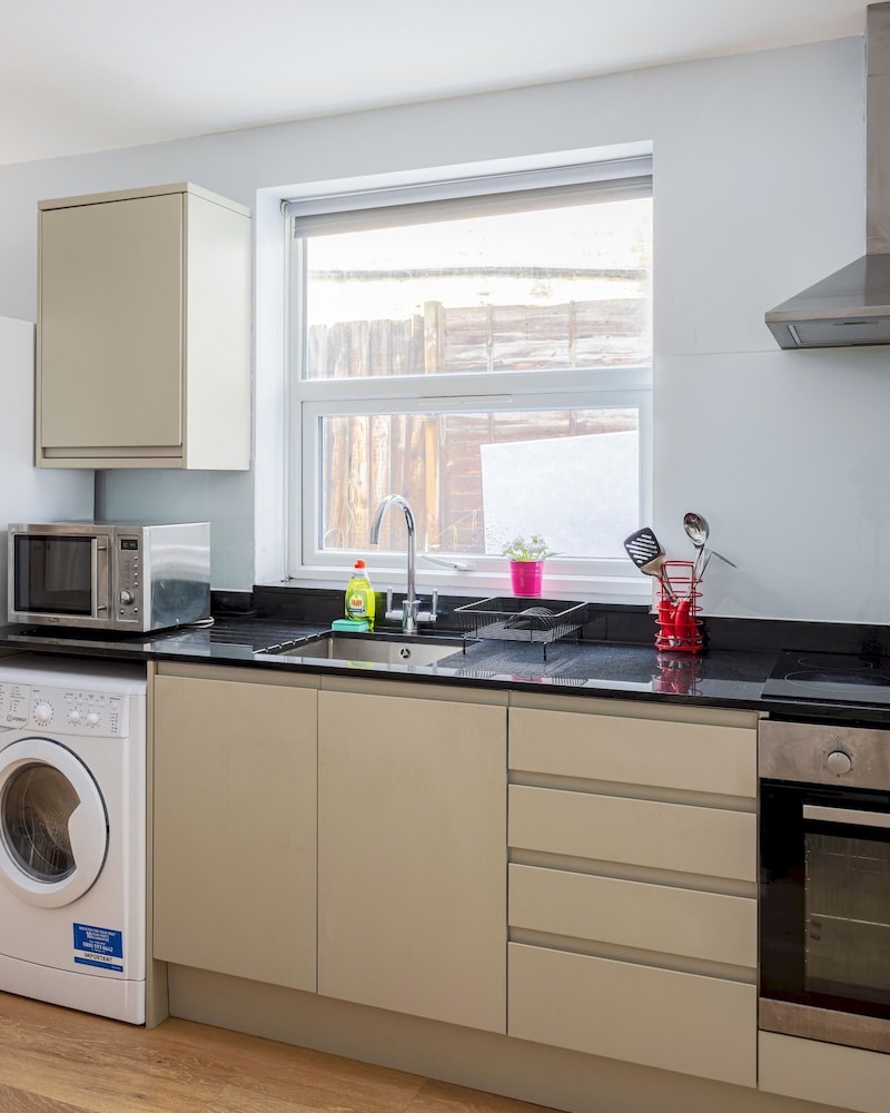1-bedroom Apartment With Private Garden