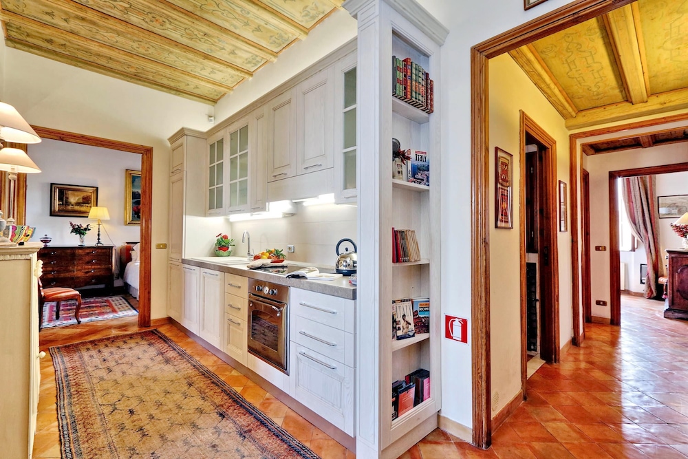 Treasurerome Colosseum Terrace 2BR
