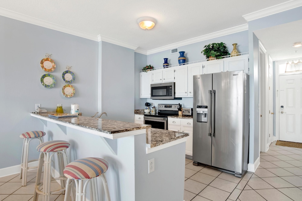 Grand Pointe 602