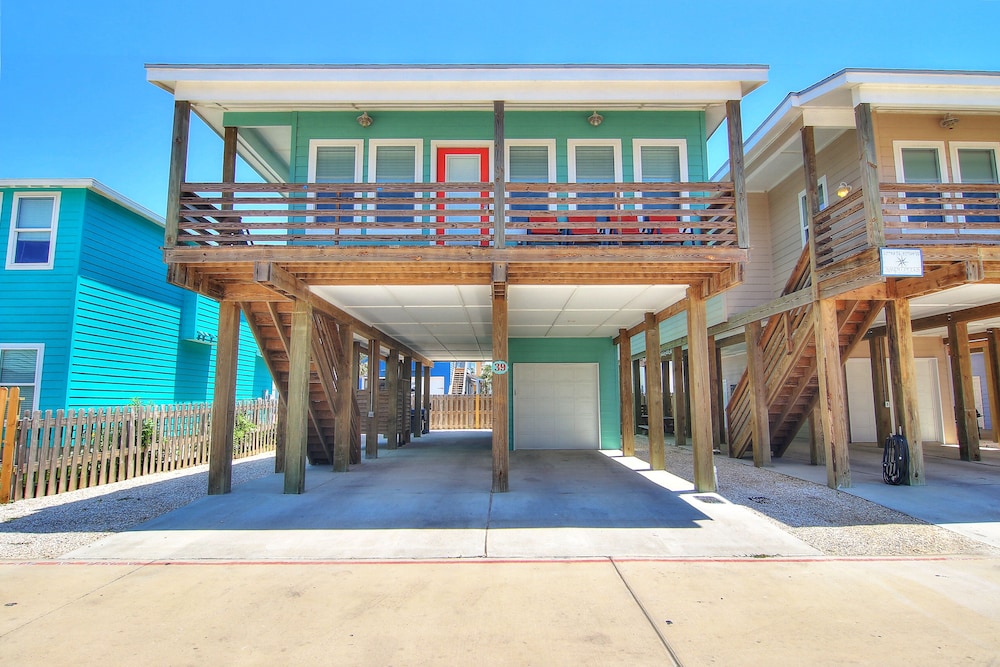 Jumpin' Jellyfish by Silver Sands Vacation Rentals