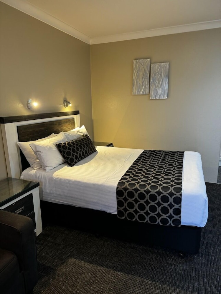 Acacia Motel Griffith