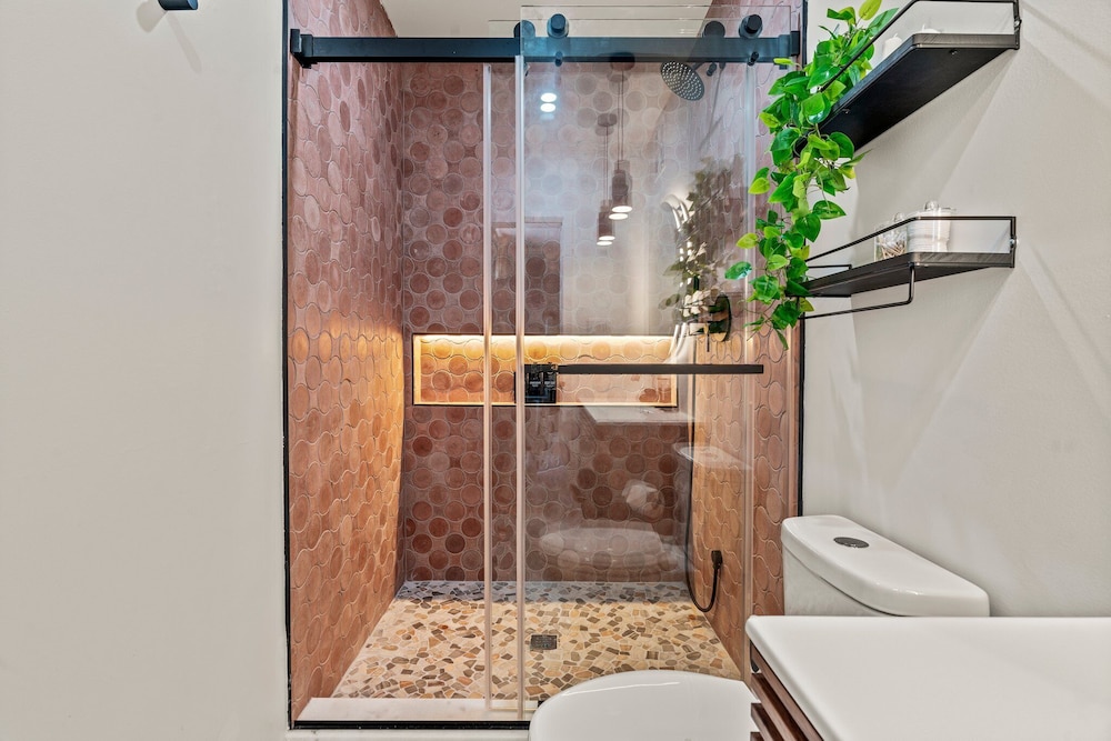 NoLibs l Fishtown l Gorgeous l 1BR