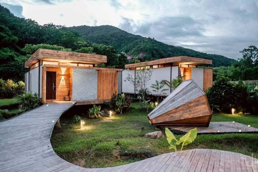 Lomhaijai Homestay