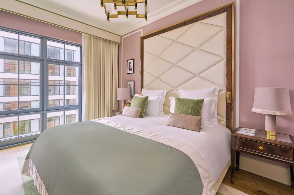 Fouquet's New York 16