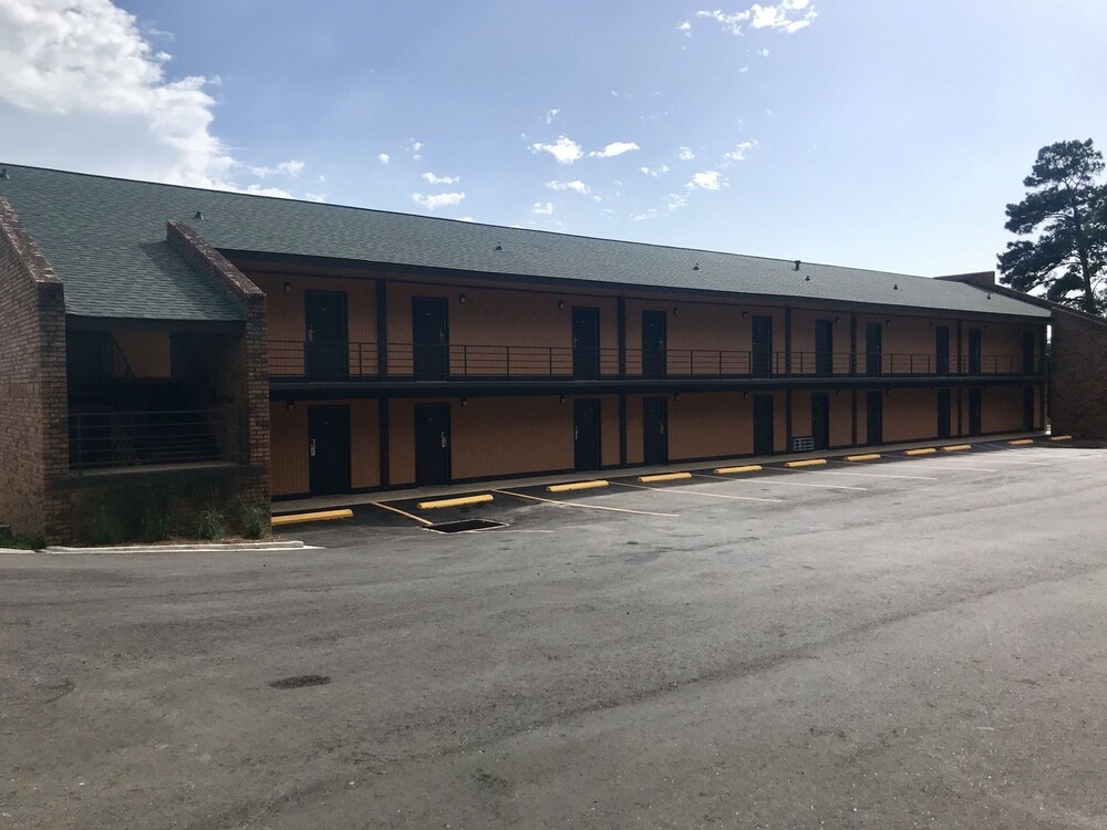 D'Arbonne Lake Motel - Property Image 7