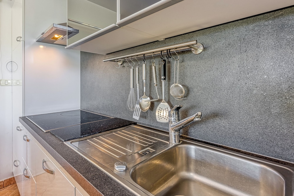 Sea Breeze Residence Mariella